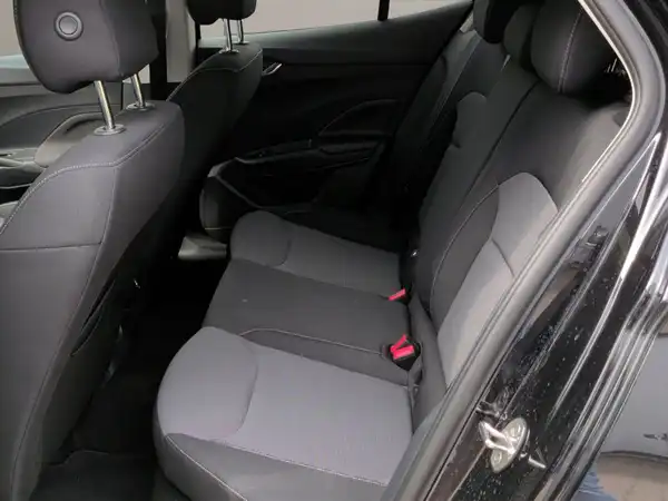 ŠKODA FABIA (12/15)