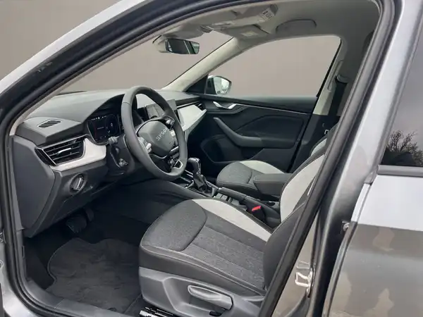 ŠKODA KAMIQ (9/15)
