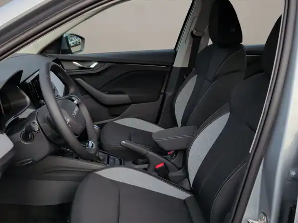 ŠKODA KAMIQ (9/15)