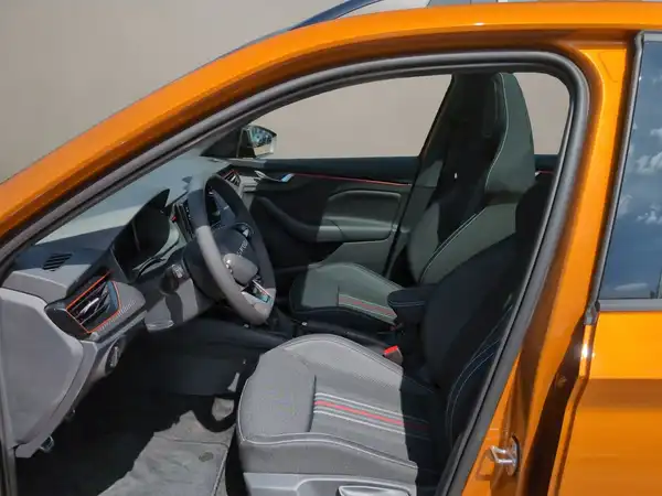 ŠKODA KAMIQ (9/15)