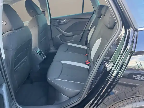 ŠKODA KAMIQ (12/15)
