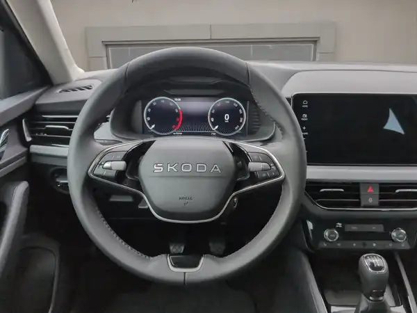 ŠKODA KAMIQ (10/15)