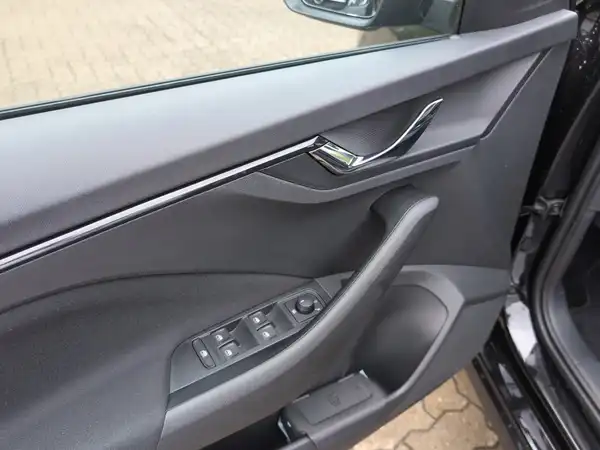 ŠKODA KAMIQ (12/15)