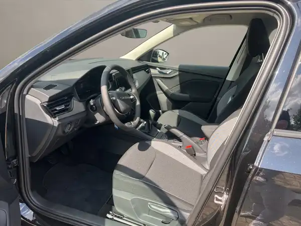 ŠKODA KAMIQ (9/15)
