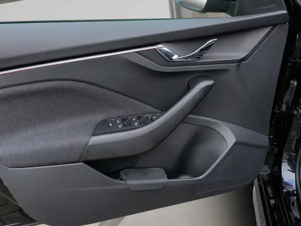 ŠKODA KAMIQ (11/15)
