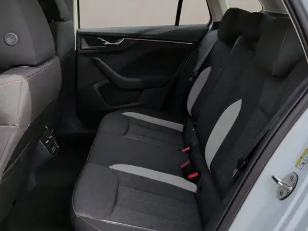 ŠKODA KAMIQ (12/15)