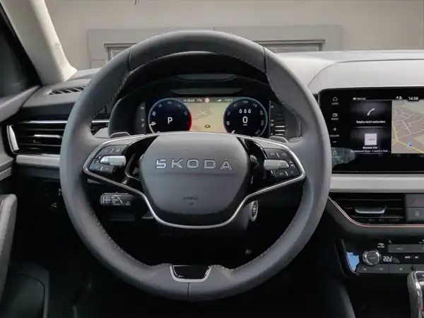 ŠKODA KAMIQ (13/15)