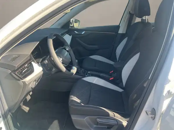 ŠKODA KAMIQ (9/15)