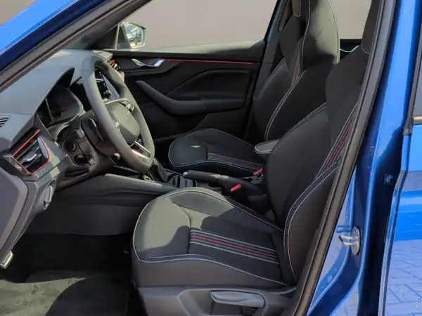 ŠKODA KAMIQ (9/15)
