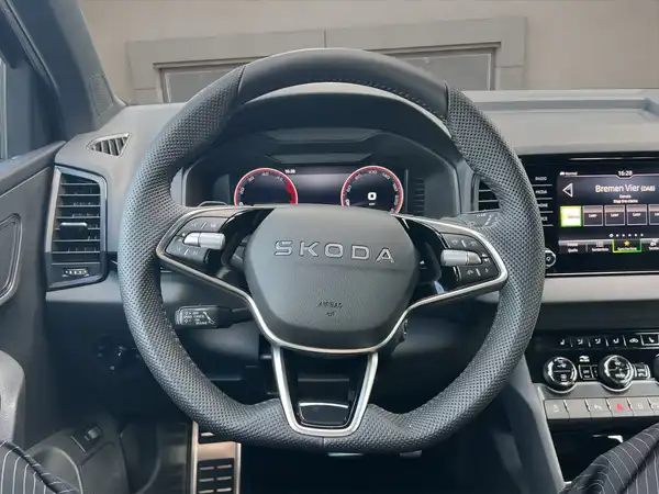ŠKODA KAROQ (13/15)