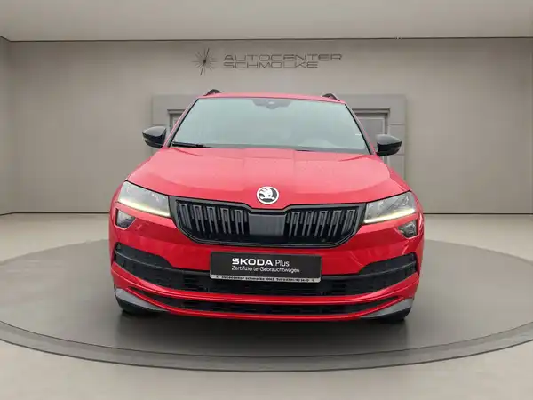 ŠKODA KAROQ (2/15)