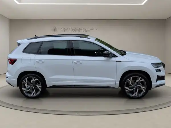 ŠKODA KAROQ (7/15)