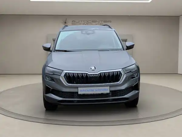 ŠKODA KAROQ (2/15)