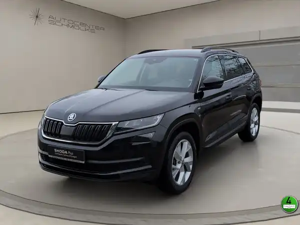 ŠKODA KODIAQ (1/15)