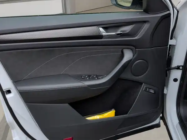 ŠKODA KODIAQ (11/15)