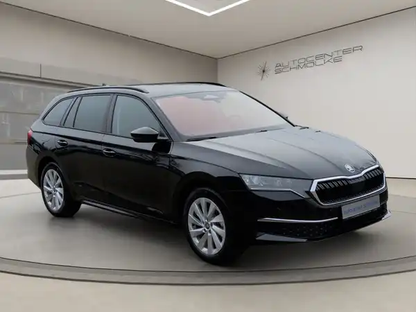 ŠKODA OCTAVIA (8/15)