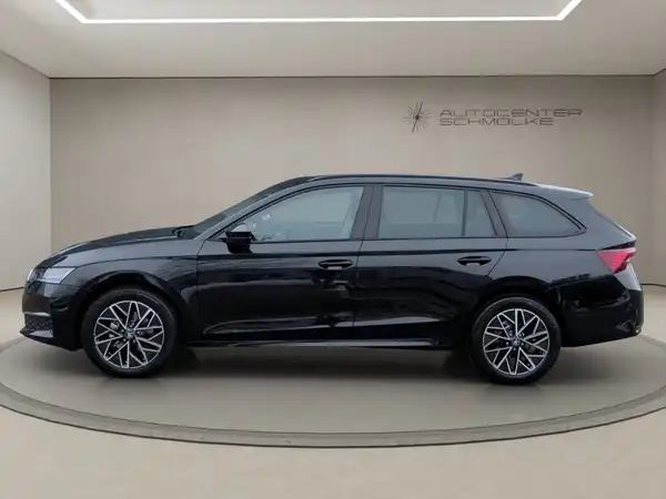 ŠKODA OCTAVIA (3/15)
