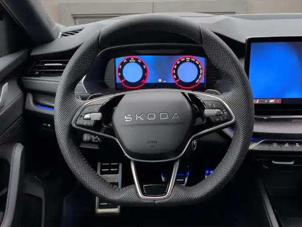 ŠKODA OCTAVIA (10/15)