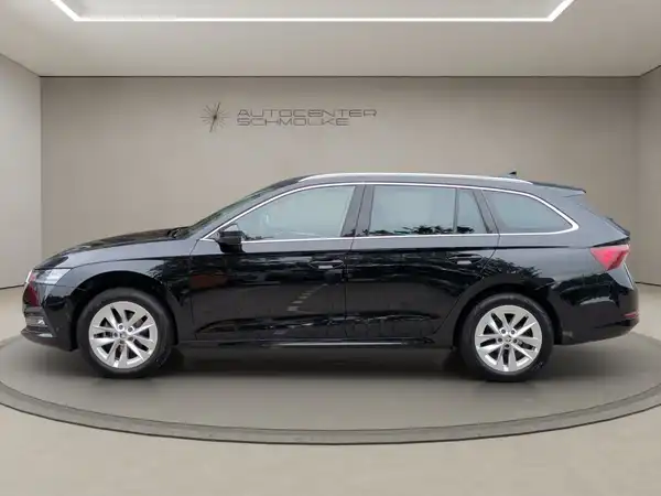 ŠKODA OCTAVIA (3/15)