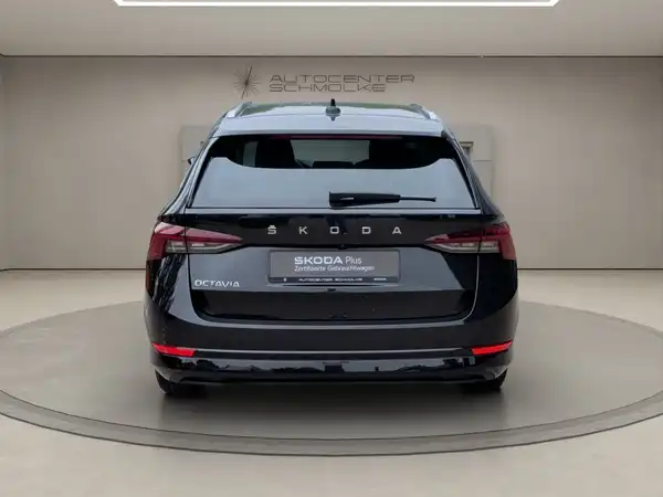 ŠKODA OCTAVIA (5/15)