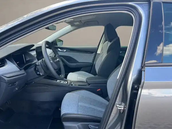 ŠKODA OCTAVIA (9/15)