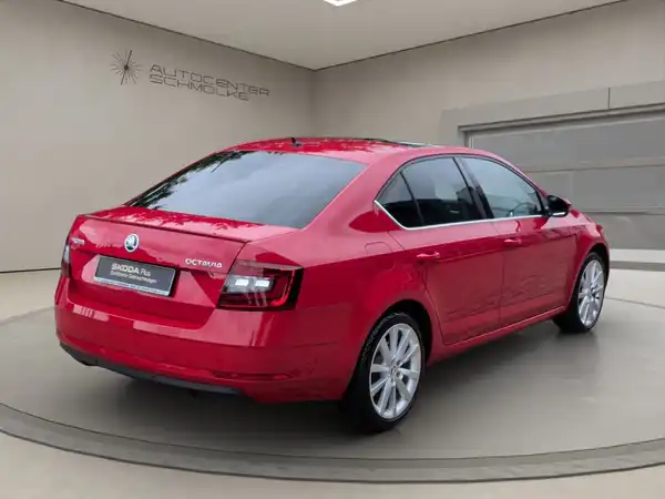 ŠKODA OCTAVIA (6/15)