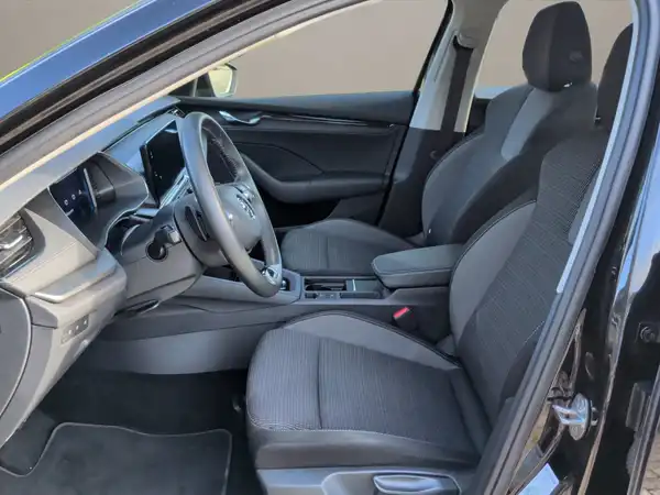 ŠKODA OCTAVIA (9/15)
