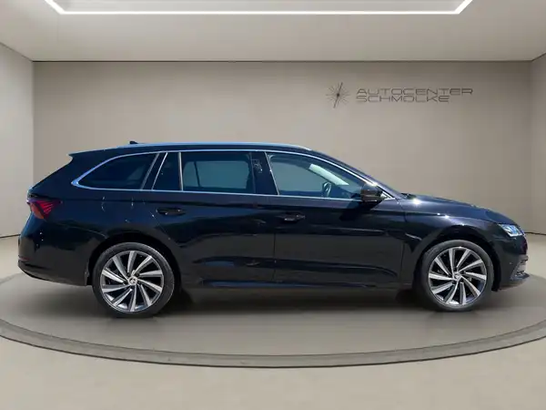 ŠKODA OCTAVIA (7/15)