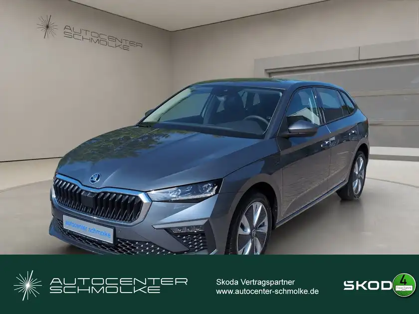 ŠKODA SCALA (1/15)