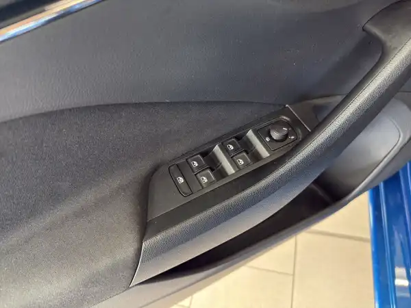 ŠKODA SCALA (11/15)