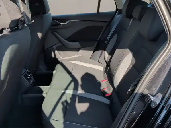 ŠKODA SCALA (12/15)