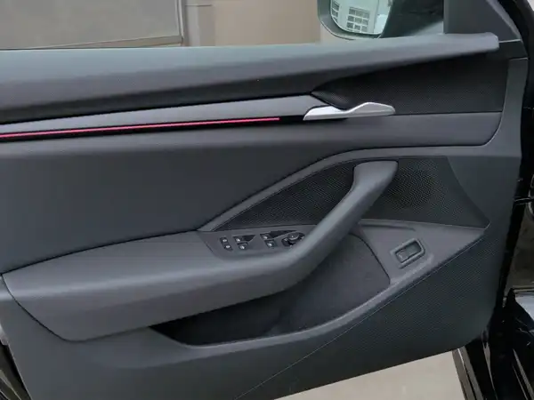 ŠKODA SUPERB (12/15)