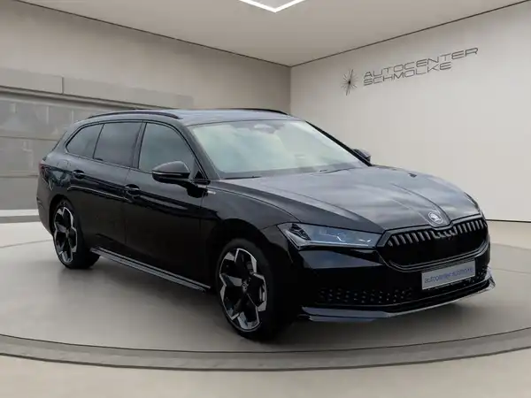 ŠKODA SUPERB (8/15)