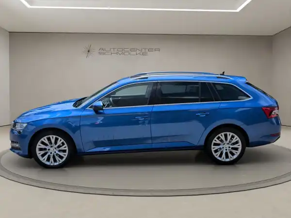 ŠKODA SUPERB (3/15)