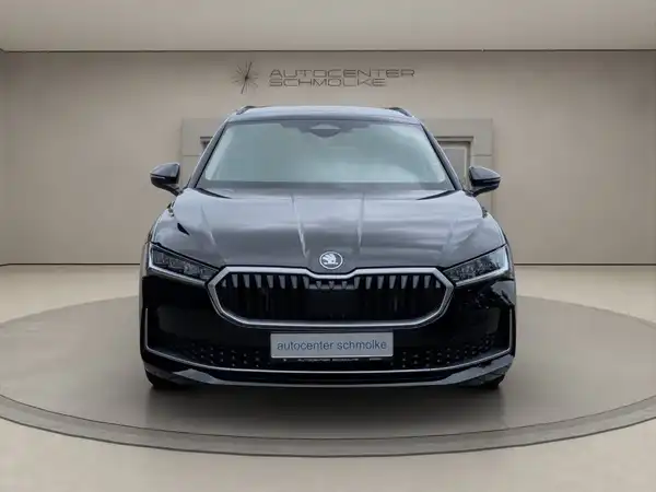 ŠKODA SUPERB (2/15)