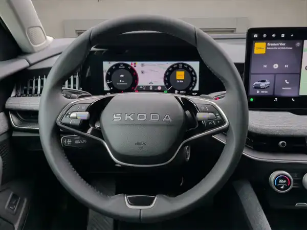 ŠKODA SUPERB (13/15)